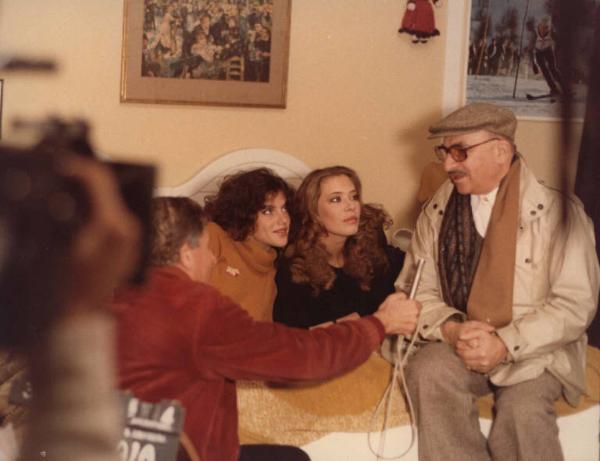 Set del film "La cicala" - Regia Alberto Lattuada - 1980 - Intervista al regista Alberto Lattuada e alle attrici Clio Goldsmith e Barbara De Rossi