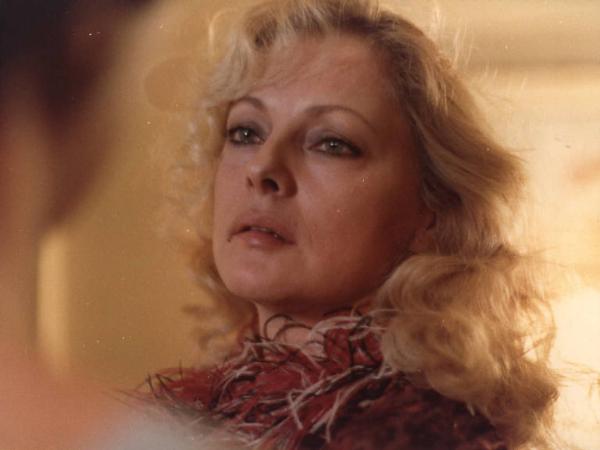 Scena del film "La cicala" - Regia Alberto Lattuada - 1980 - Primo piano dell'attrice Virna Lisi