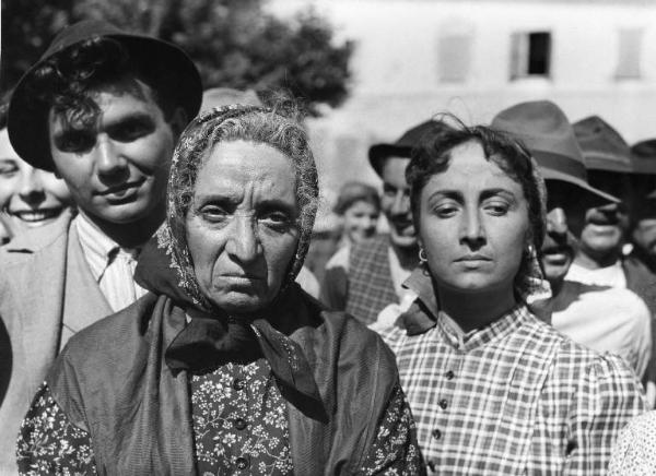 Scena del film "Il mulino del Po" - Regia Alberto Lattuada - 1948 - Attori non dentificati