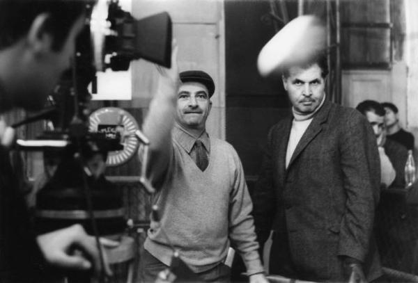 Set del film "Don Giovanni in Sicilia" - Regia Alberto Lattuada - 1967 - Il regista Alberto Lattuada sul set con gli operatori
