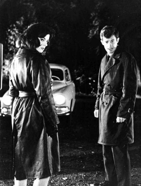 Scena del film "Asfalto che scotta" - Regia Claude Sautet - 1960 - Gli attori Sandra Milo e Jean-Paul Belmondo