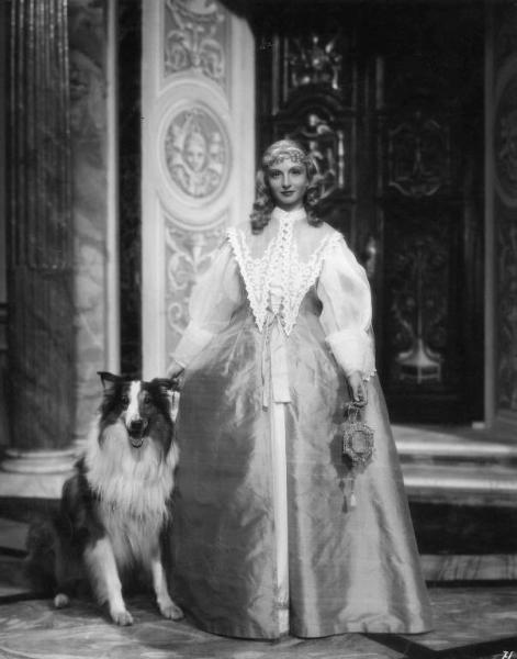 Scena del film "Un'avventura di Salvator Rosa" - Regia Alessandro Blasetti - 1940 - L'attrice Rina Morelli e un cane