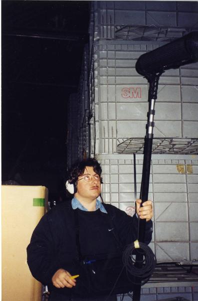 Sul set del film "Due dollari al chilo" - Regia Paolo Lipari, 2000 - Un fonico sul set.