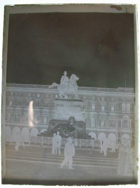 Milano - Piazza Duomo - Monumento equestre - Vittorio Emanuele II