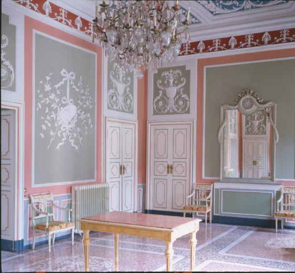 Villa Saporiti / Una sala del piano terra