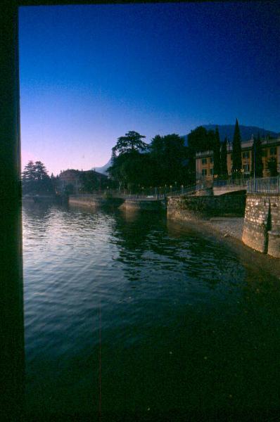 Villa Saporiti e Villa Gallia viste dal lago