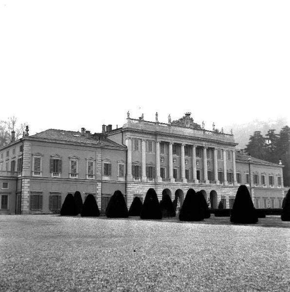 Villa Olmo / Fronte principale