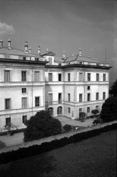 Villa Melzi d'Eril / Fronte posteriore verso il giardino