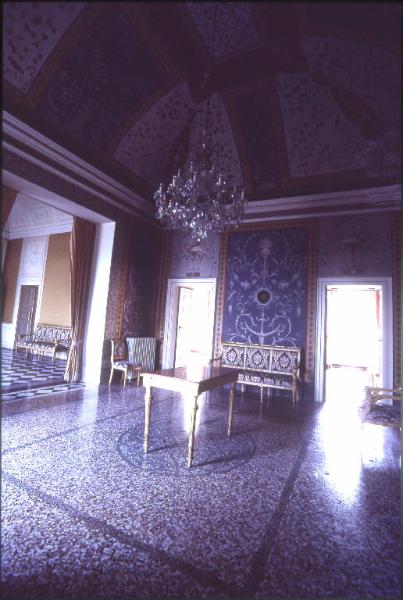 Villa Saporiti / Sala etrusca