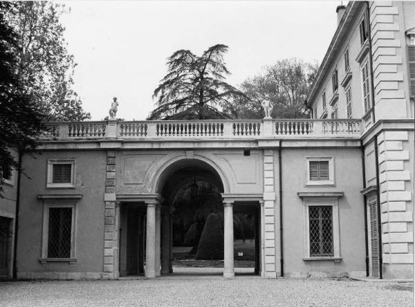 Villa Olmo / Ala laterale