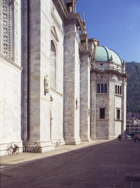 Duomo / Fianco meridionale