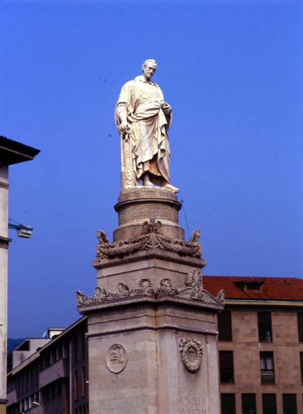 Monumento ad Alessandro Volta