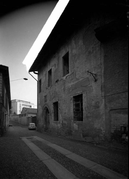 Pavia - Casa degli Eustachi - Facciata prima del restauro