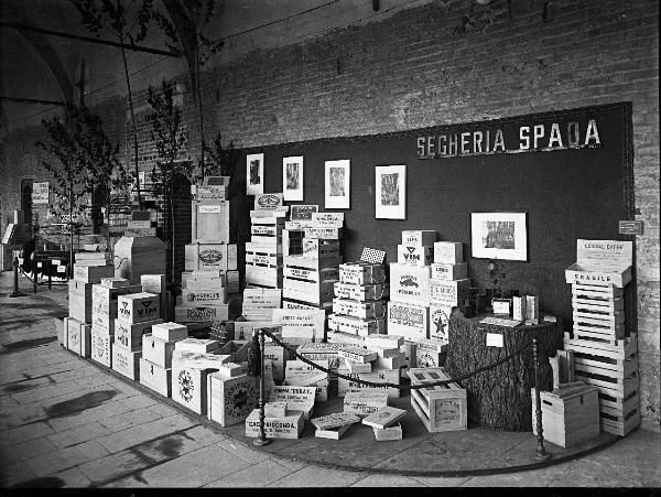 Pavia - Castello visconteo - Stand segheria Spada