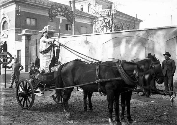 Pavia - Viale Matteotti - Corteo carnevalesco - Carro allegorico