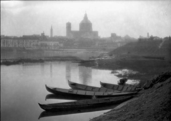 Pavia - Veduta città e Ticino