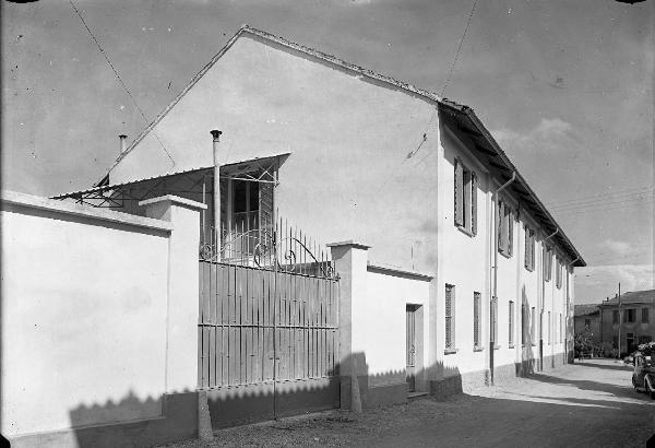 Pavia - via Baldo degli Ubaldi - Stabilimento Cav. Tacconi, S. Pietro in Verzolo - fianco