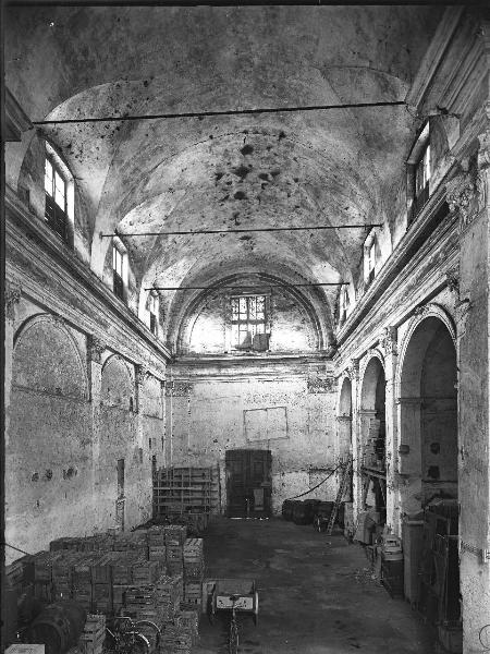 Pavia - Piazza del Carmine - chiesa della Santissima Trinità - interno