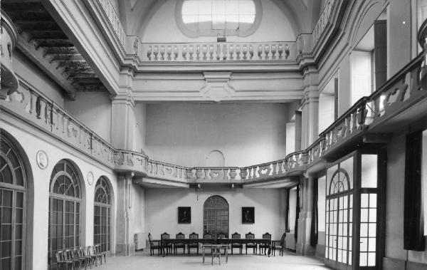 Pavia - Università degli Studi - Palazzo Centrale - Aula Forlanini - interno