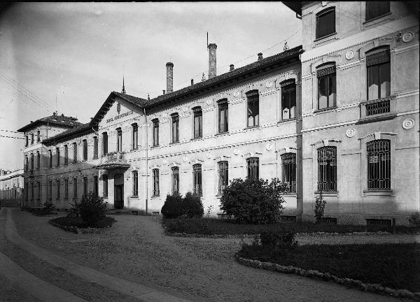 Pavia - Via Palestro, 1/ 3 - Clinica neuropatologica Casimiro Mondino - edificio