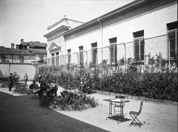 Pavia - Via Palestro - Clinica neuropatologica Casimiro Mondino - giardino