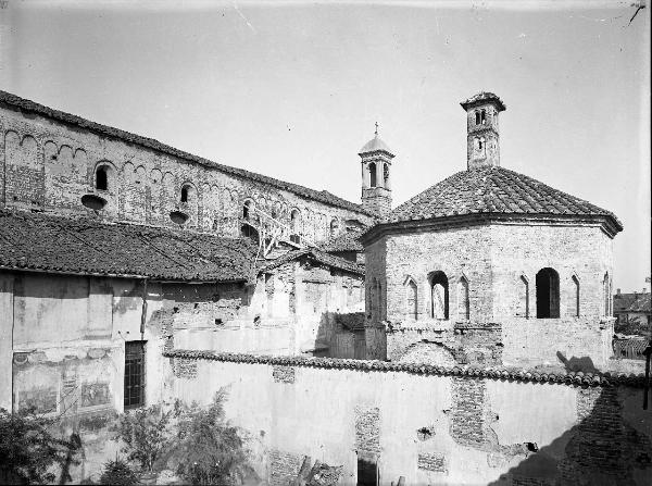 Lomello (Pv) - complesso architettonico - chiesa - battistero - Santa Maria Maggiore - S. Giovanni ad Fontes