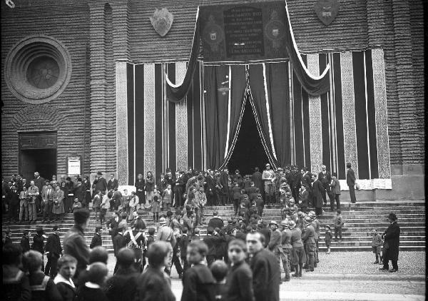 Pavia - chiesa - Cattedrale - corteo - traslazione corpo Cardinal Riboldi