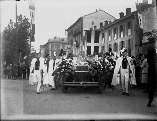 Pavia - chiesa - Cattedrale - corteo - traslazione dell'urna con le spoglie di S. Agostino