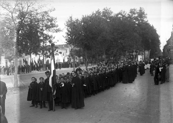 Pavia - chiesa - Cattedrale - corteo - traslazione dell'urna con le spoglie di S. Agostino