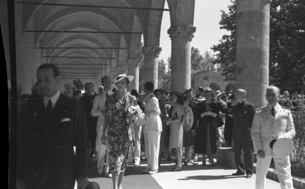 Pavia - Castello Visconteo - mostra Tranquillo Cremona - visita del principe Umberto II di Savoia e di Maria Josè del Belgio