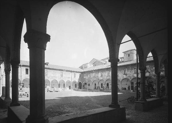 Pavia - San Salvatore - chiesa - chiostro