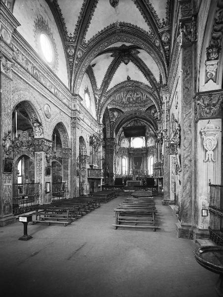 Pavia - San Salvatore - chiesa - navata