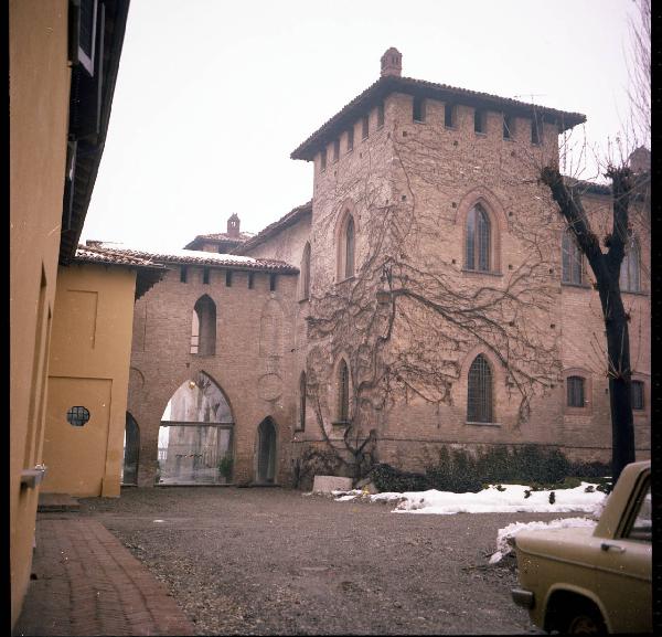 Cervesina (Pv), frazione San Gaudenzio - Castello - Esterni