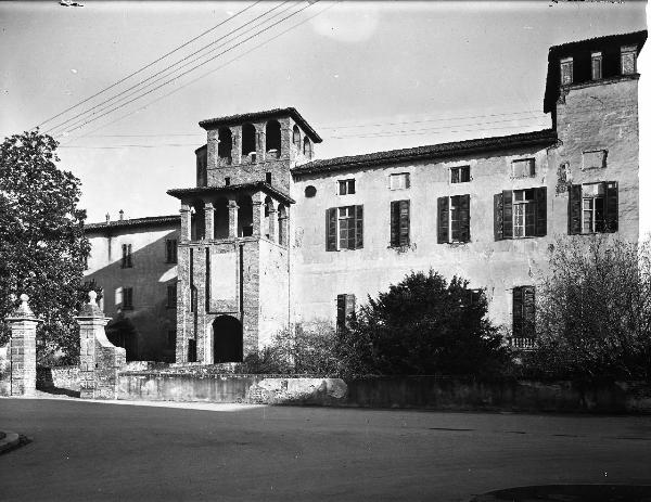 Pieve del Cairo (Pv) - Castello - ingresso