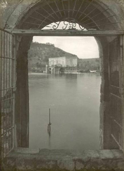 Pozzuoli - Lago di Lucrino - Veduta