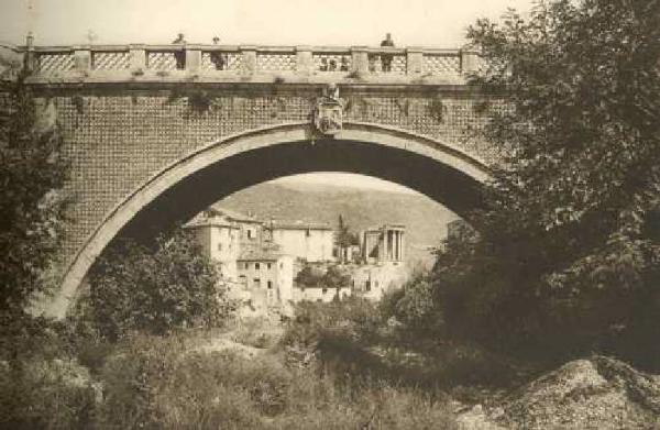 Tivoli - Ponte Gregoriano