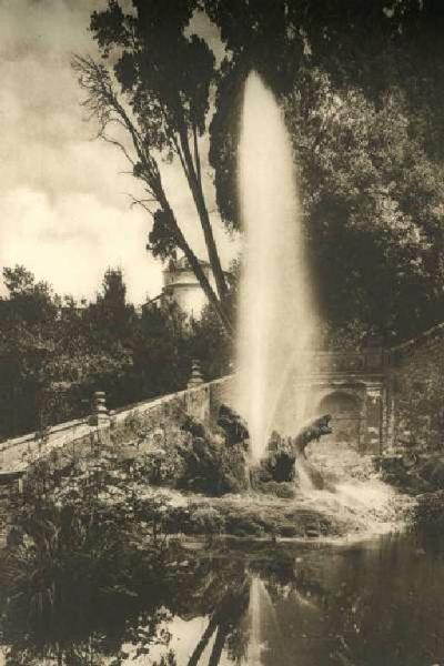 Tivoli - Villa d'Este - Fontana dei Draghi