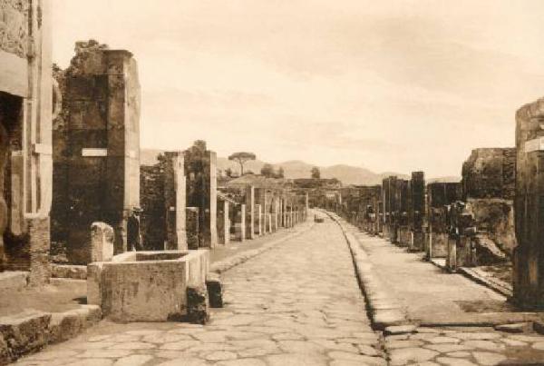 Sito archeologico - Pompei - Strada dell'Abbondanza