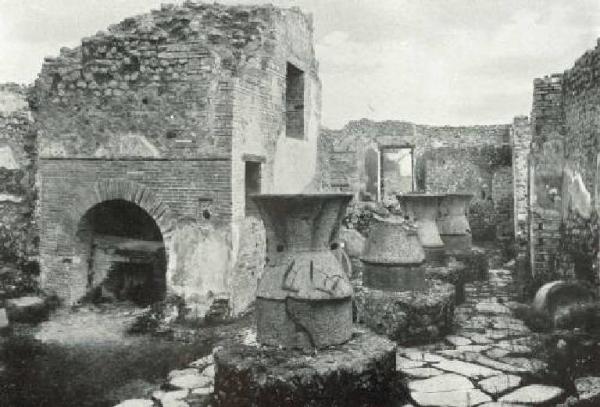 Sito archeologico - Pompei - Forno pubblico e mulini