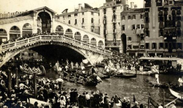 Venezia - Canal Grande - Regata storica - Corteo