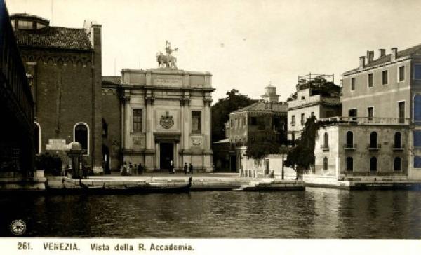 Venezia - Reale Accademia di Belle Arti - Facciata