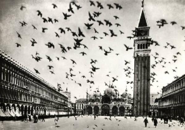 Venezia - Piazza San Marco - Basilica e Campanile