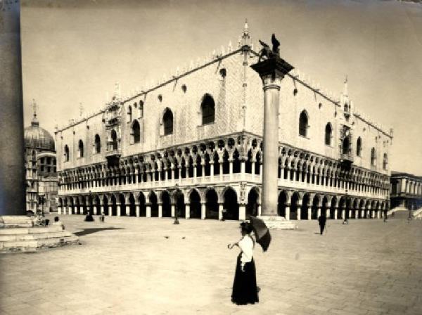 Venezia - Palazzo Ducale - Colonna di San Marco