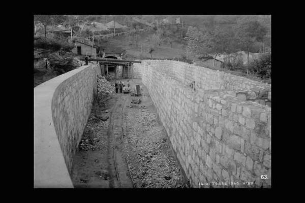 Società Elettrica Cisalpina - Valle Camonica - Cantiere - Opere di canalizzazione - Argini in pietra