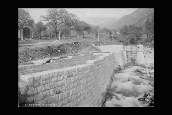 Società Elettrica Cisalpina - Valle Camonica - Cantiere - Opere di canalizzazione - Argini in pietra e chiusa