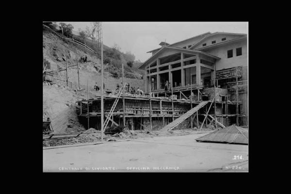 Società Elettrica Cisalpina - Cividate Camuno - Centrale idroelettrica - Cantiere - Edificio dell'officina meccanica