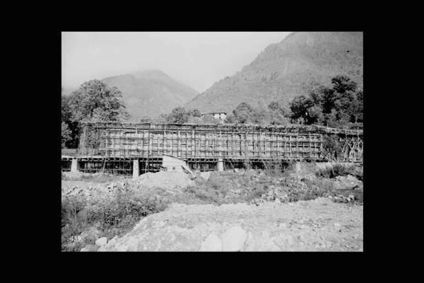 Società Edison - Valle Camonica - Cantiere - Canale in costruzione