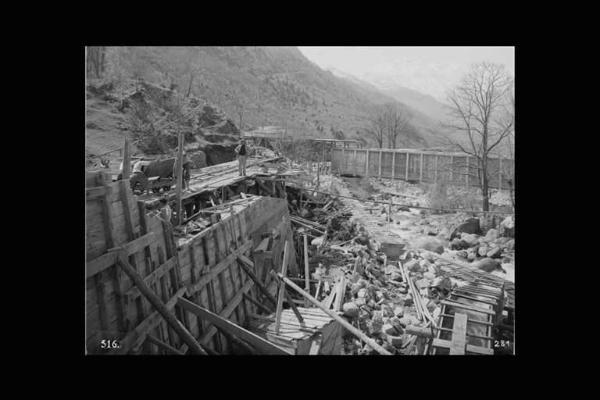 Società Edison - Valle Camonica - Cantiere - Lavori lungo un torrente