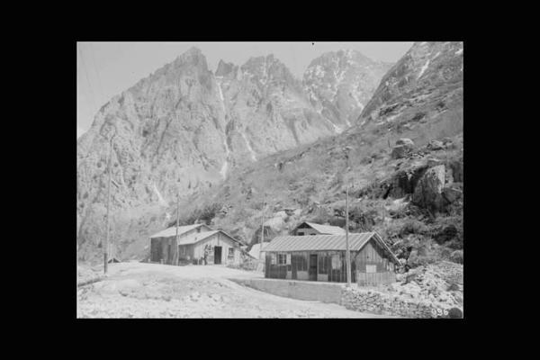 Società Edison - Valle Camonica - Cantiere - Edifici