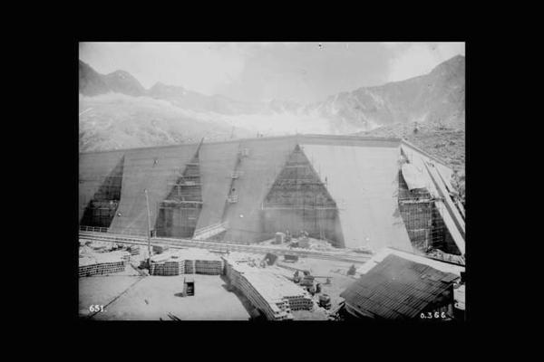 Società Edison - Lago Pantano d'Avio - Diga - Cantiere